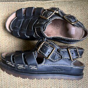 Dr. Marten's Made in England 90s Fisherman Sandals Black Women's Size 5 (EUC!)